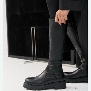 Vagabond Black Cosmo 2.0 Round Toe Womens Leather Boots